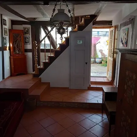 Historisches Fachwerkhaus Im Herzen Von Apartament Butzbach