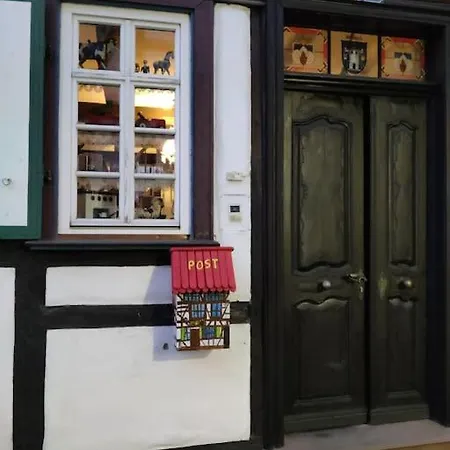 Historisches Fachwerkhaus Im Herzen Von